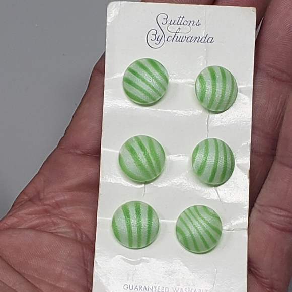 Vintage 1950's Candy Stripe Buttons - Picture 7 of 10